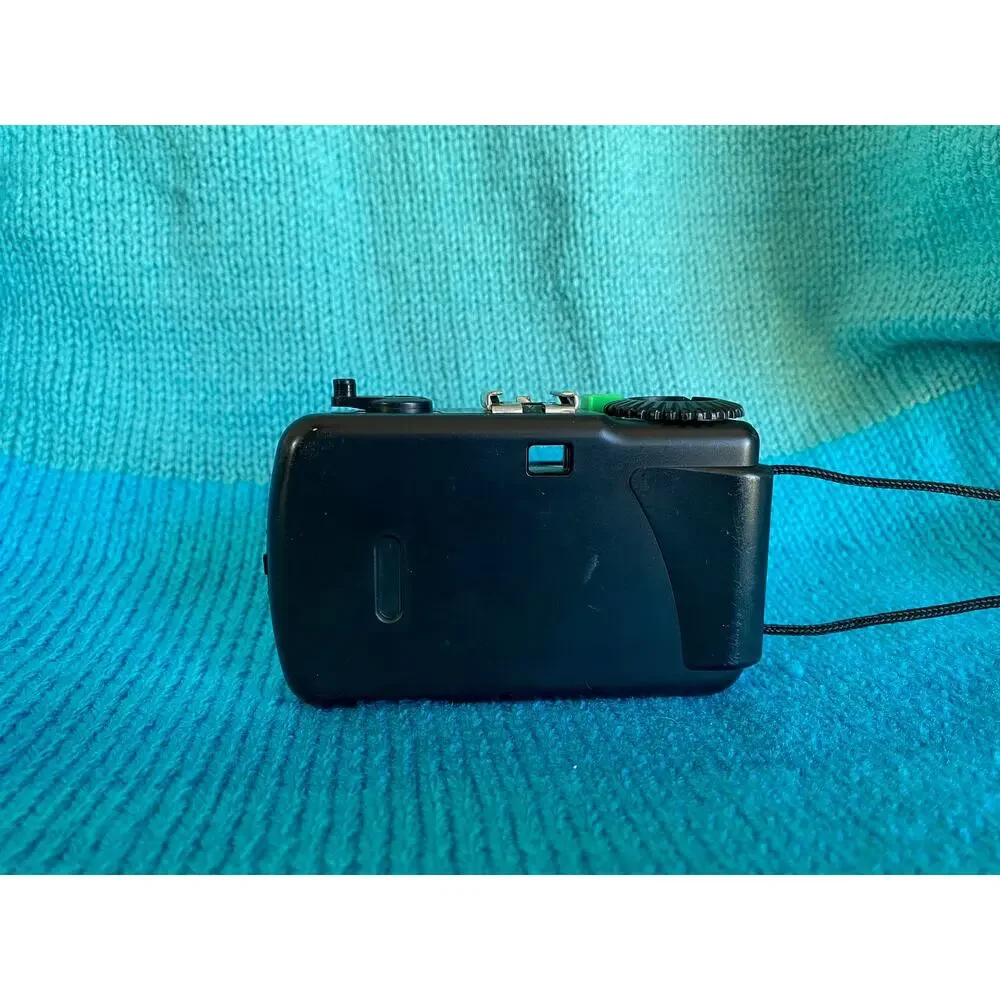 Vivitar Eco35H Focus Free Film Camera
